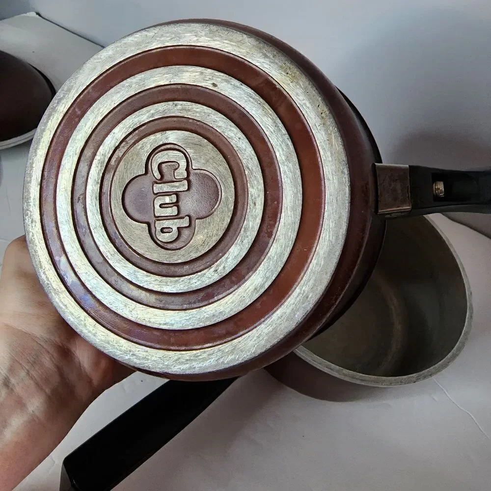 Vintage Club pans brown mod century modern with lids